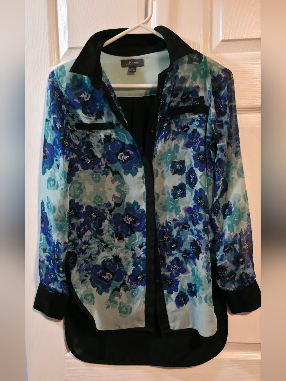 4/$67 Deal! Vintage Blue Floral Sheer Button-Up Blouse with Black Trim